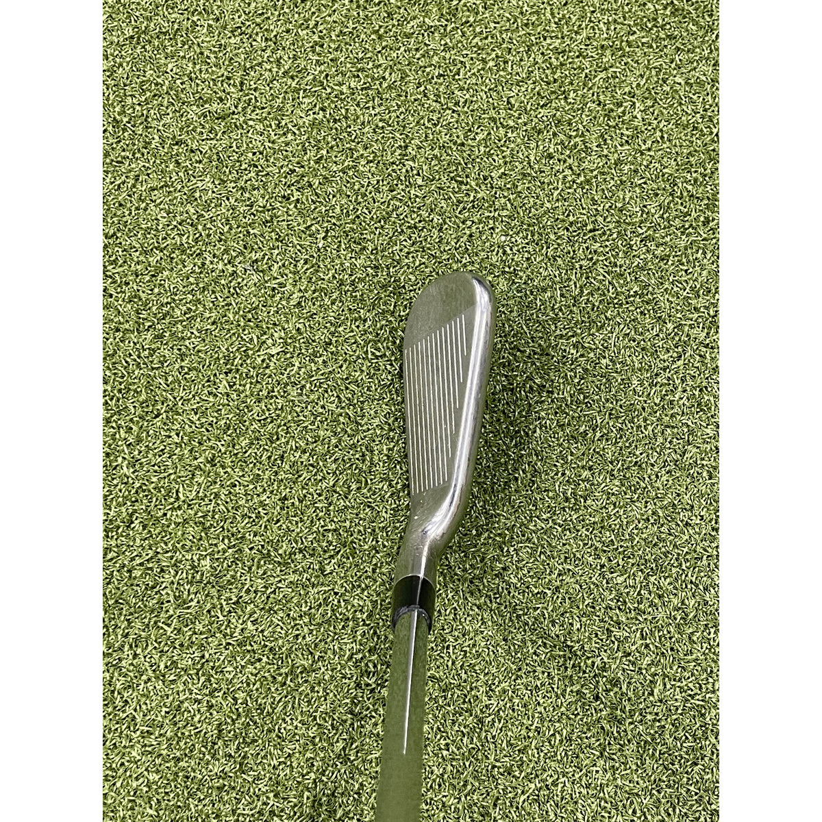ENSEMBLE DE FERS USAGÉ TITLEIST AP1 RH REGULIER