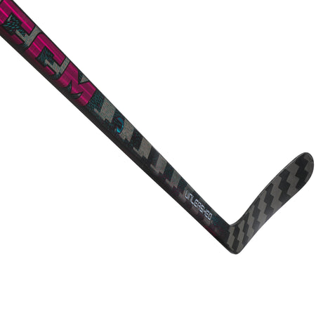 Baton CCM Ribcor Trigger Unleashed Pro Int-Pre Order