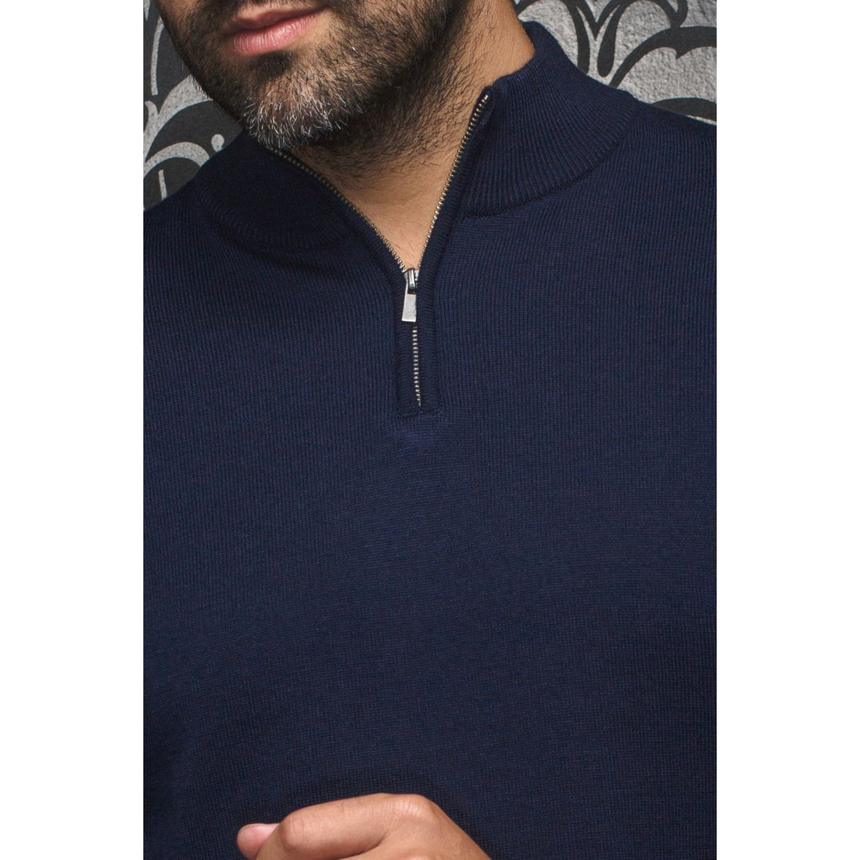 MESTA Premium Warm and Breathable Black Merino Wool Sweater