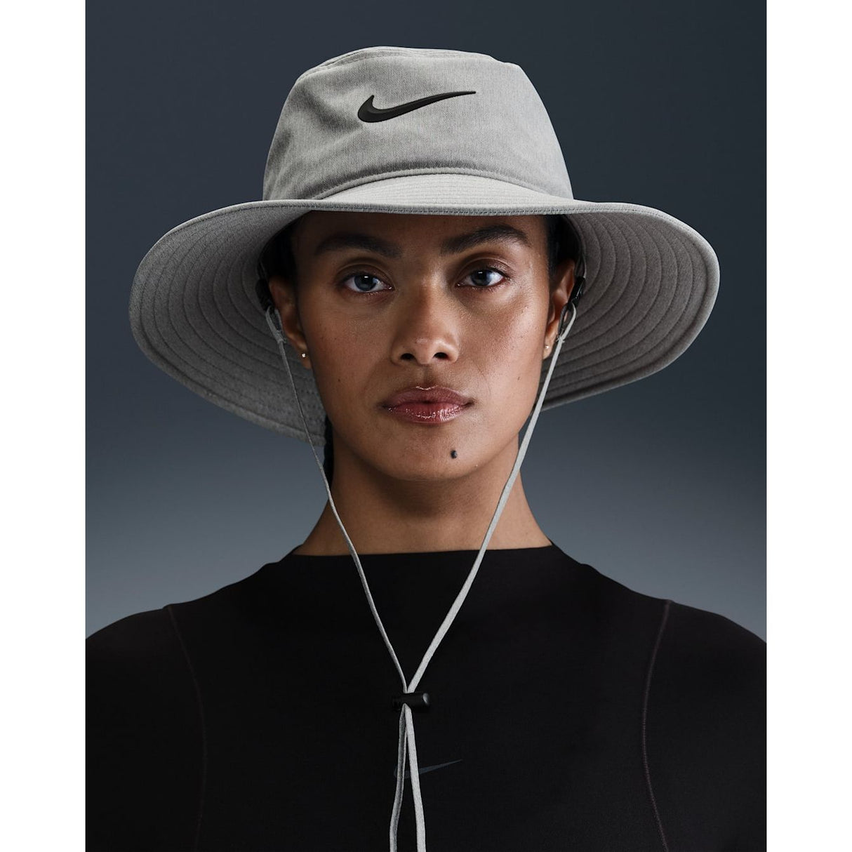 NIKE DRI-FIT APEX BUCKET HAT