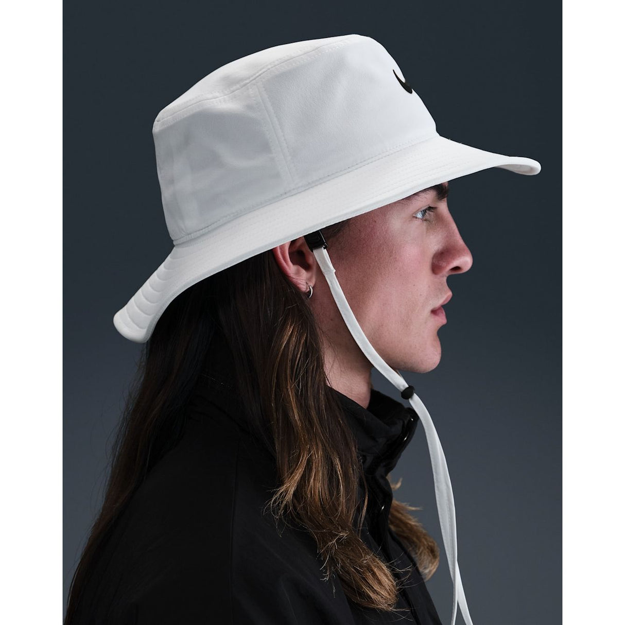 NIKE DRI-FIT APEX BUCKET HAT