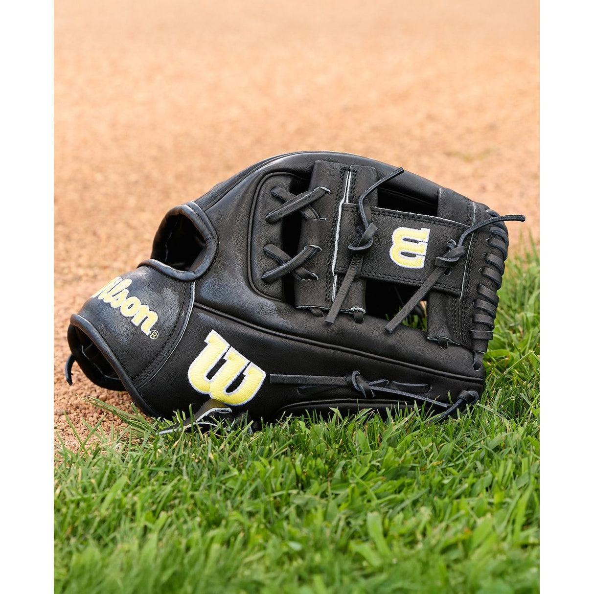 WILSON A2000 CLASSIC 1788 11.25'' INFIELD GLOVE