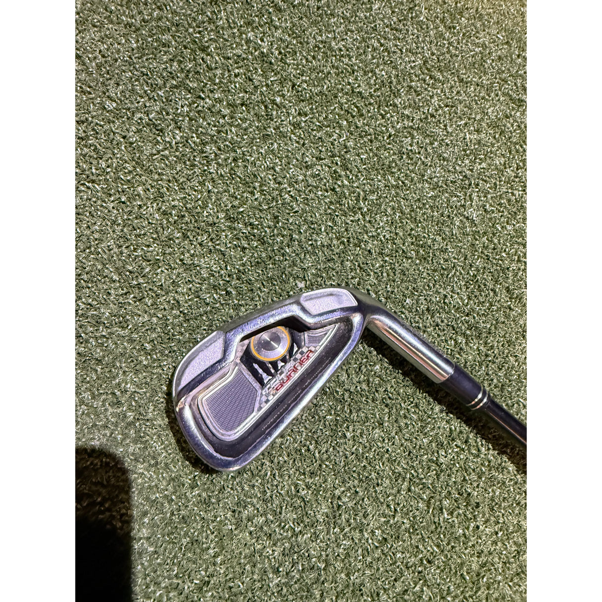 TaylorMade Tour Burner Fers RH Graphite Regular 6-PW A Ensemble Vitesse Contrôle Précision