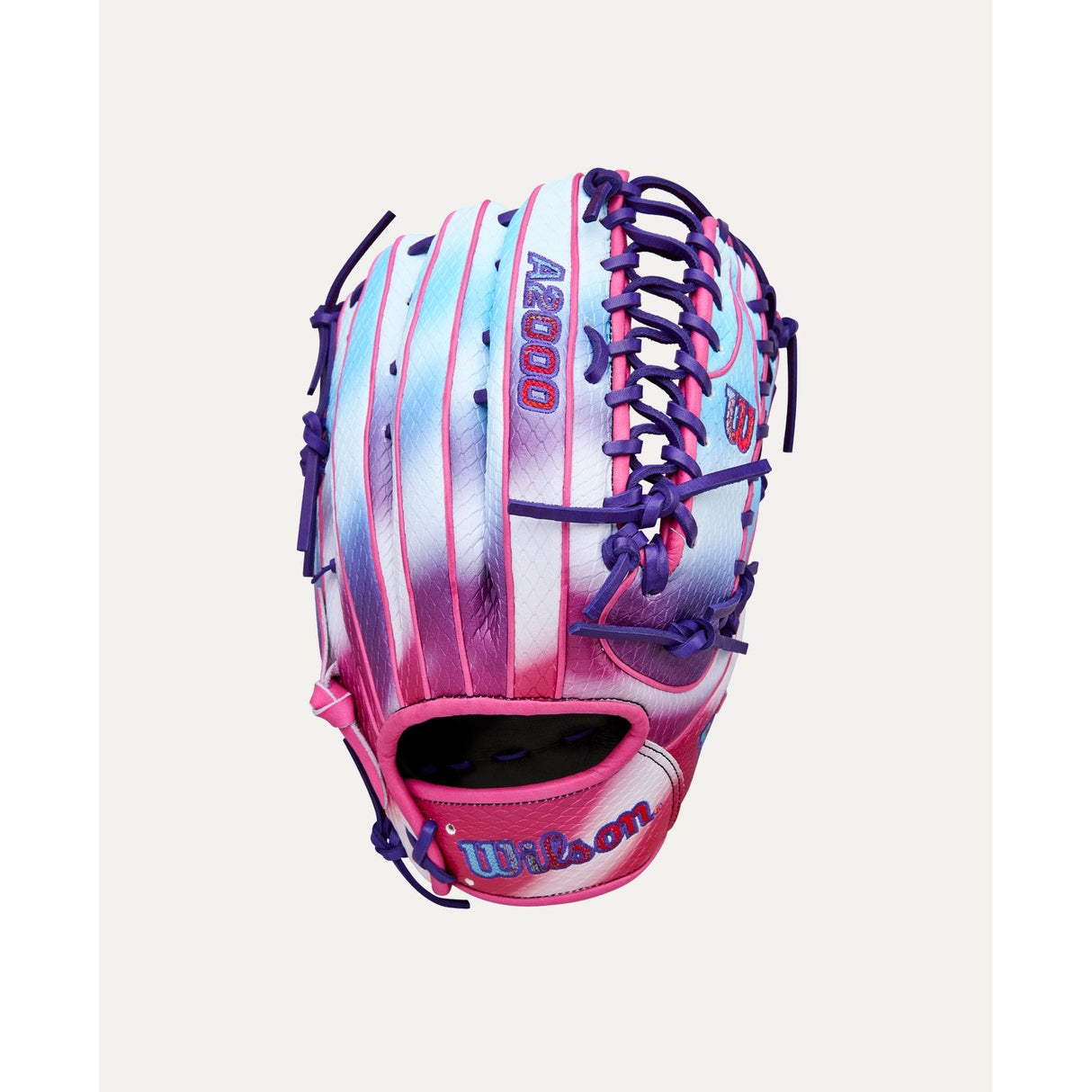 WILSON 2026 GLOVE A2000 OT7SS 12.75'' OUTFIELD