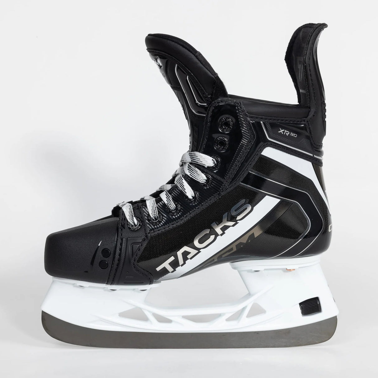 PATIN CCM TACKS XR 90 INT